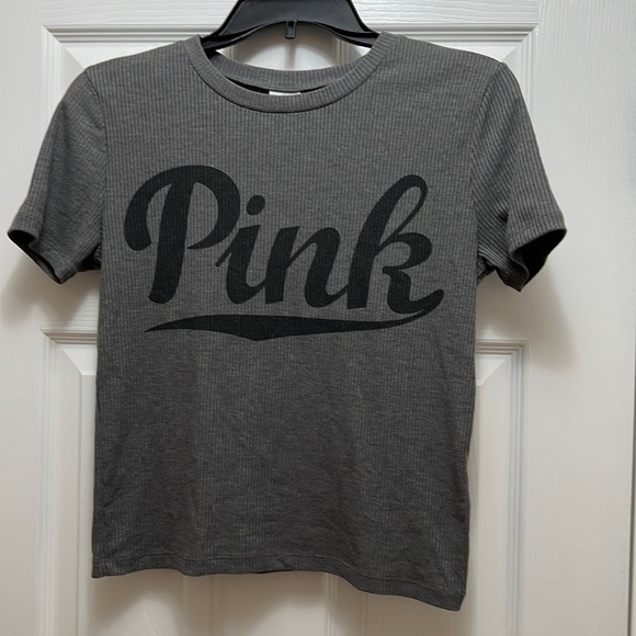 PINK Victoria’s Secret Medium Short Sleeve Top - Picture 1 of 2